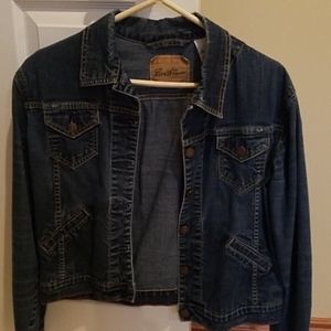 Levi classic jean jacket!